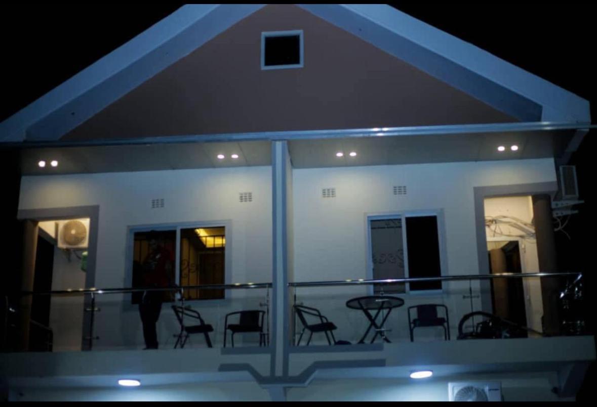Owandja House Lubumbashi Hotel Екстериор снимка
